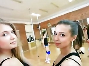 Twerk Dance of Teen Sexy Girls